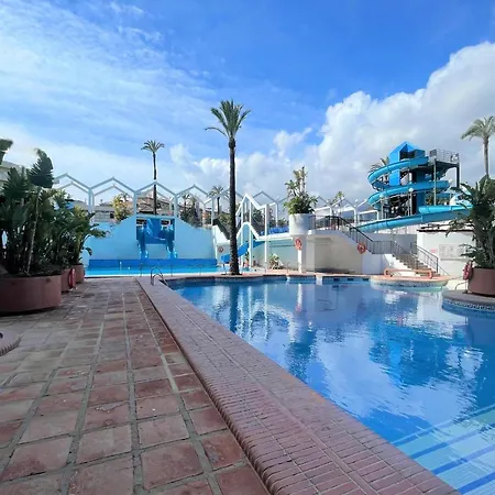 Apartamento With Sea Views Benalmádena